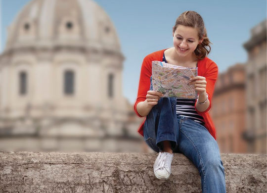 ein Bild von Rom mit einer Frau