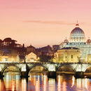 Rom ein beleuchtetes Bild von Rom beim Sonnenuntergang