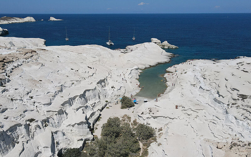 Sarakiniko Strand