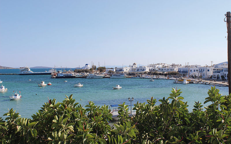 ein Bild von Antiparos mit Blick auf das Meer