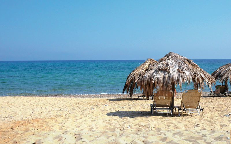 Agistros Strand ein Bild des Agistros Strandes auf Skiathos mit Blick auf das Meer