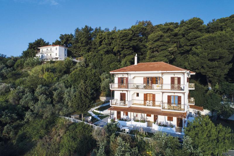 Skiathos,  Vassilias Beach Apartment Complex