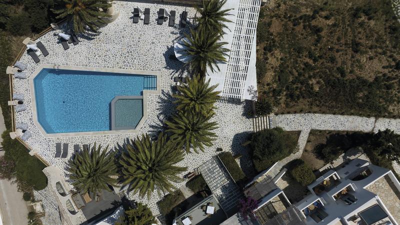 Paros, Pnoi Hotel
